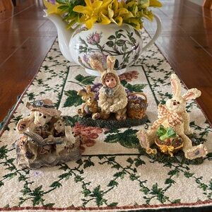 Two Boyd’s Bears & One Yesterdays Child Figurines Very Good Cond Rabbits & Bears